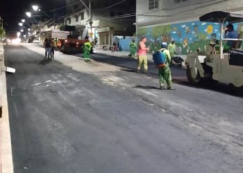 Asfaltamento da Carlos de Medeiros tem início e é uma das sete obras que estão modernizando o centro de Guandu