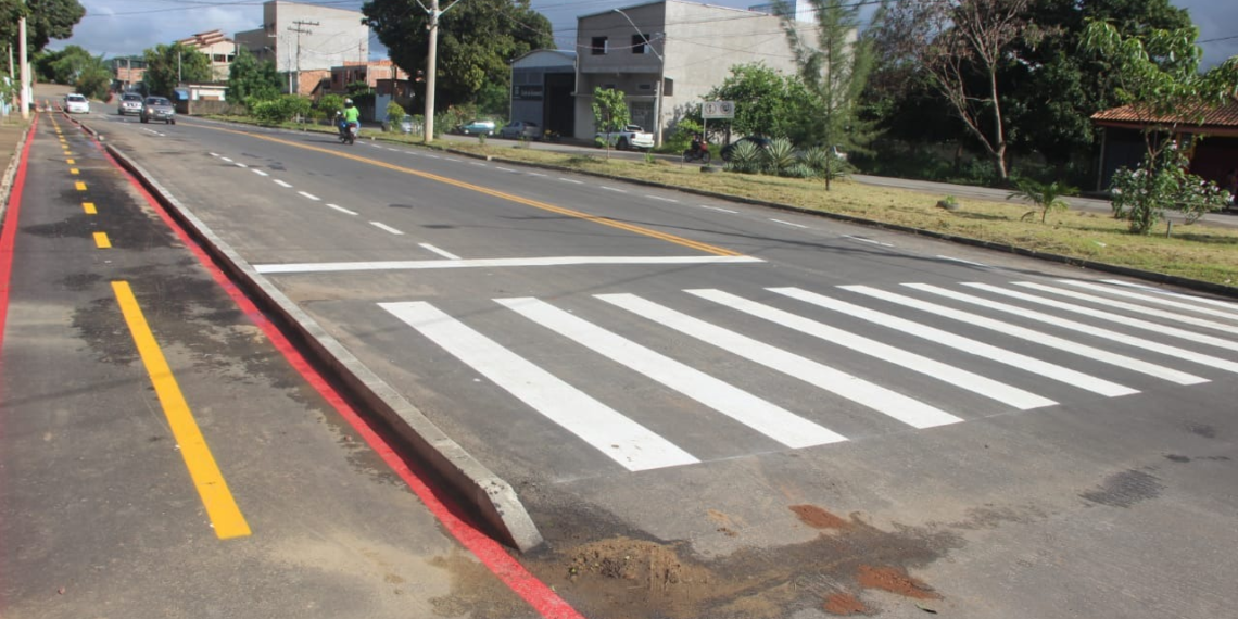 Asfaltamento e sinalização da rua Antônio Sampaio: mais uma obra 100% concluída