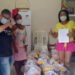 Aderes entrega 54 cestas básicas aos artesãos de Baixo Guandu