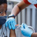 Baixo Guandu retoma hoje vacinação para crianças de 6 a 11 anos, no pátio da matriz de São Pedro