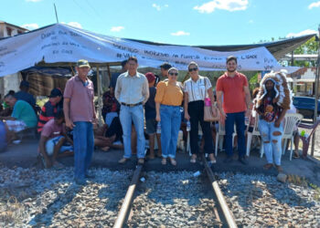 Manifestantes deixam linha da Vale em Aimorés e circulação de trens se normaliza