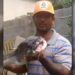 Pescador publica vídeo com peixe que teria sofrido mutações com poluição do rio Doce