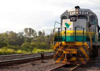 Estrada de Ferro Vitória a Minas chega aos 120 anos como uma das mais modernas e seguras do país