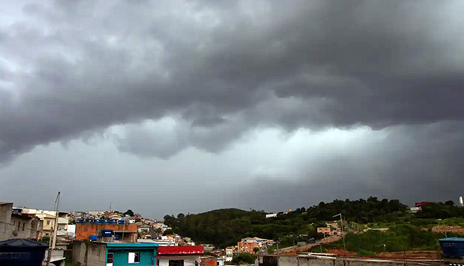 Tempo muda a partir de quarta-feira, com muita chuva até domingo em Baixo Guandu