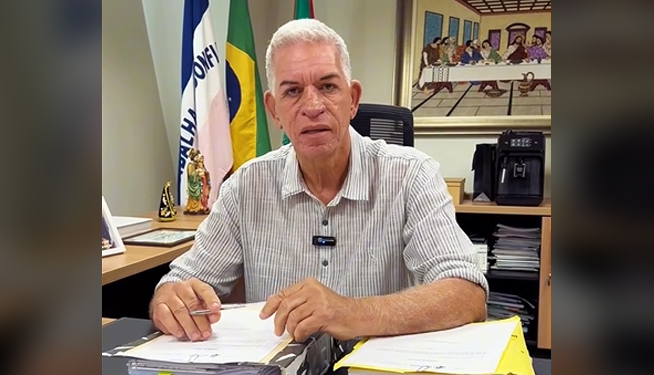 Lastênio anuncia 50 casas populares, novo reservatório e calçamento: quase 8 milhões em obras