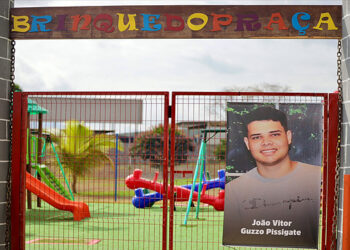 Brinquedopraça do Parque da Lagoa ganha o nome do neto do ex-prefeito Cici