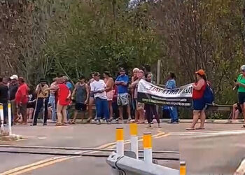 Atingidos acampados em Itueta Velha reforçam manifestação neste final de semana