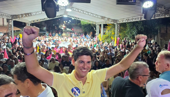Com a presença de Casagrande e Ferraço, Mazinho dos Anjos faz lançamento de candidatura em Barra de São Francisco