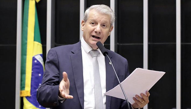 Folletto rebate críticas e enumera recursos para Baixo Guandu: “Os números mostram o meu trabalho”